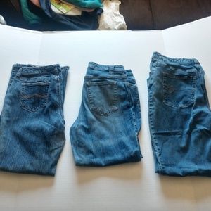 Lot of 3 pairs of woman's jeans size 10p